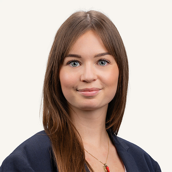 Cecile Schra
